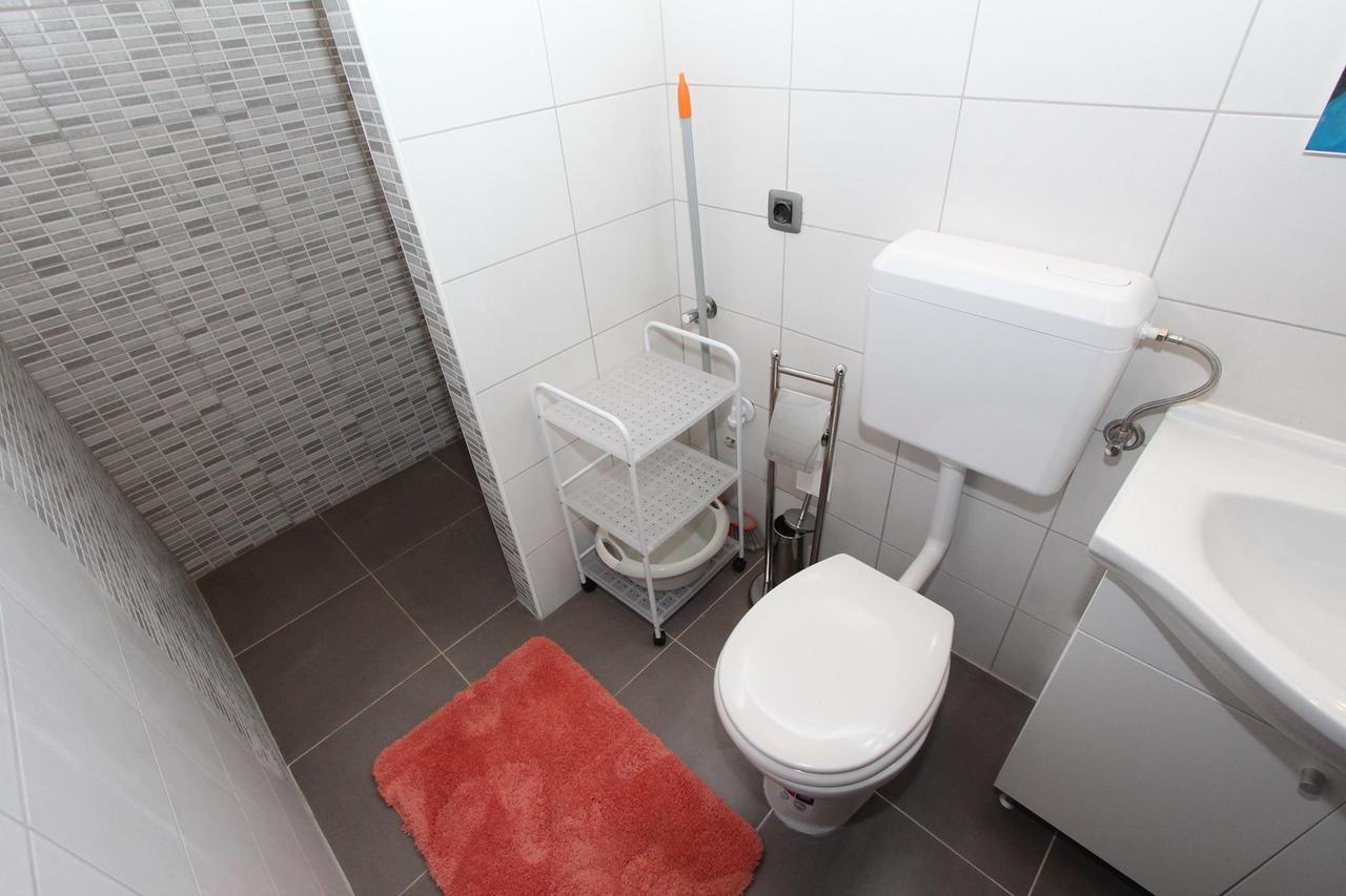 House Cuvi Holiday home