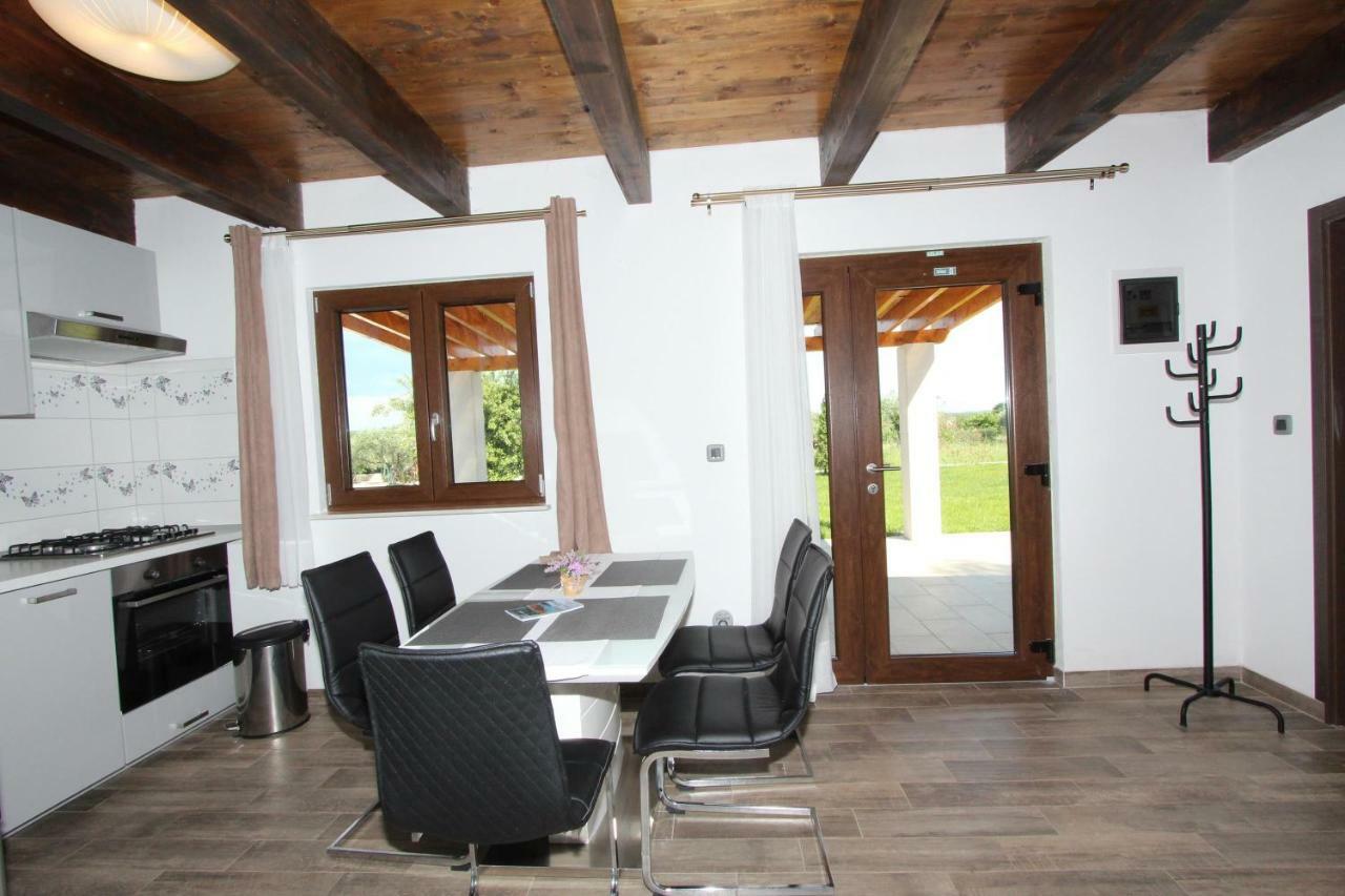 House Cuvi Holiday home